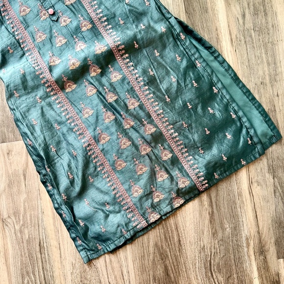 Green Ethnic Tunic Kurti Dress with Embroidered Detail Approx Size M - Picture 5 of 8